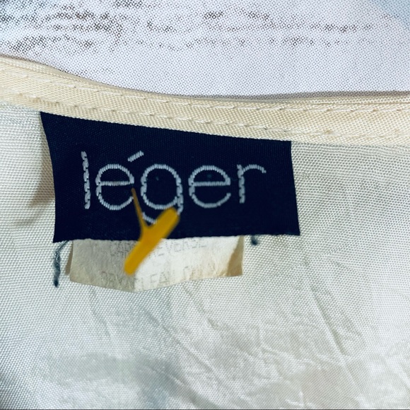 Léger | Southwestern Vest - Picture 4 of 6